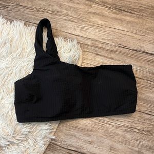 LuLuLemon Black One Shoulder Bathing Suit Top